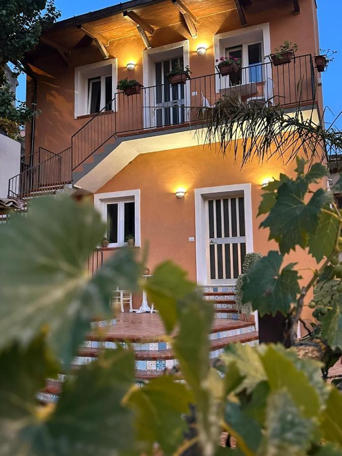 Вилла Le Maioliche Saponara Экстерьер фото